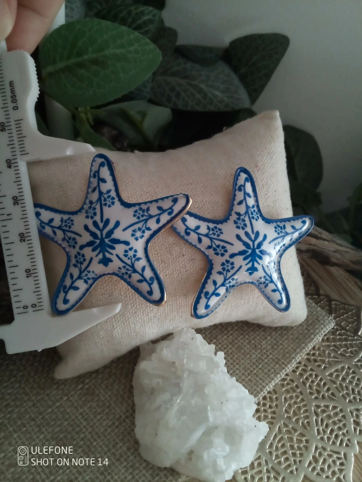 Boucles d'oreilles bohèmes étoiles de mer bleu et blanc – photo 2